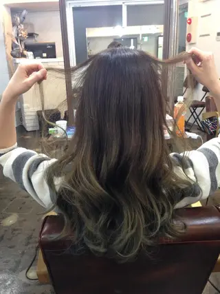 ロング 吉田 典弘のヘアスタイル