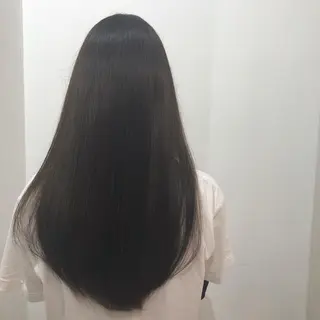 ロング カラー 青木 梨奈のヘアスタイル