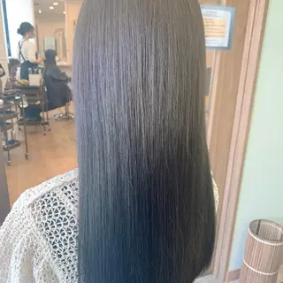 ロング NUMBER_ ユイナのヘアスタイル