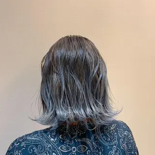 ミディアム カラー ヘアアレンジ キッズ ネイル マツエク・マツパ 切りっぱなしヘアボブ ミディアムヘアRYOのヘアスタイル