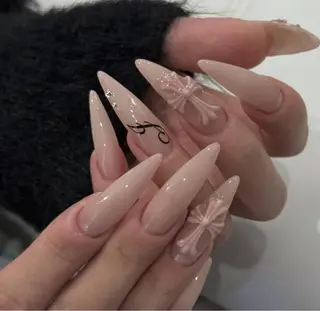 ネイル Yuna NAILSのネイルデザイン