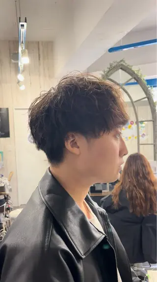 パーマ メンズ 🌿美髪縮毛矯正 のプロ安川🌿のヘアスタイル