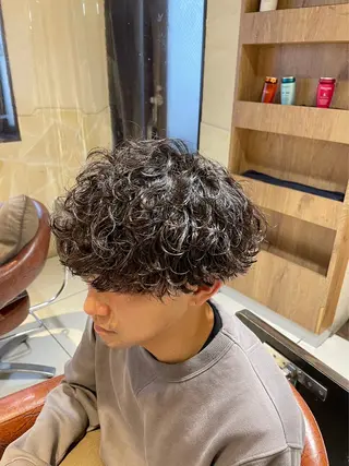 ショート パーマ メンズ メンズパーマ特化🏆 宮崎健人✨️のヘアスタイル
