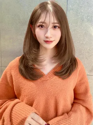 セミロング カラー 縮毛矯正✨🫧 レイヤー川村利幸のヘアスタイル