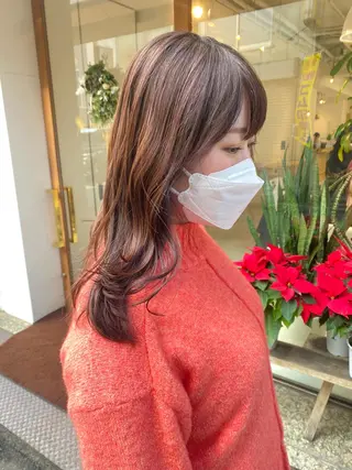 セミロング カラー 安永 涼のヘアスタイル