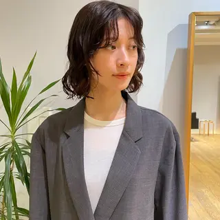ミディアム パーマ 大橋 芽衣のヘアスタイル