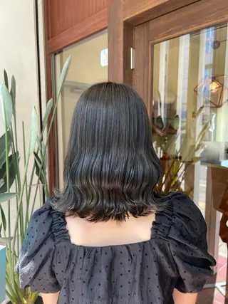 ミディアム カラー ブリーチカラー🦖 岡部木乃夏のヘアスタイル