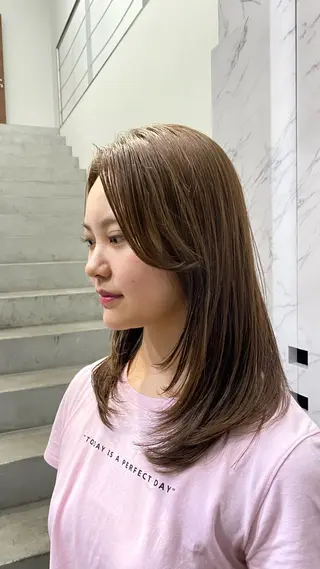 ロング マツザキ マナトのヘアスタイル
