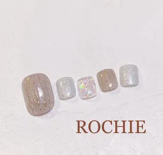 ネイル ROCHIE ロキエ(まなみ)のネイルデザイン