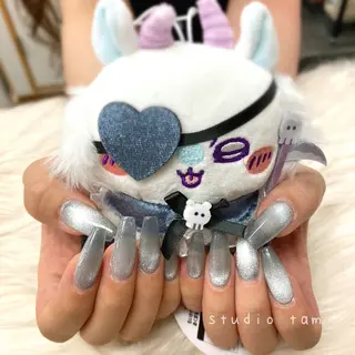 ネイル studio tam 髙橋彩夏のネイルデザイン