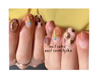 ネイル ﾈｲﾙﾙｰﾑﾘｯｶ 𝐦𝐚𝐲𝐮のネイルデザイン