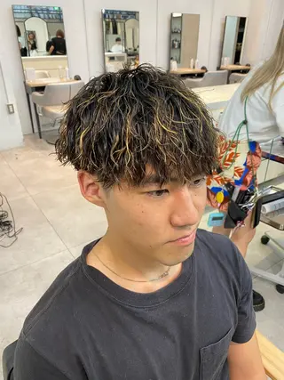 カラー パーマ メンズ 新宿【メンズパーマ】 塩澤太一のヘアスタイル