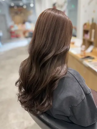 ロング カラー 巻ける髪質改善🫧ハ イライト/永田汰伊智のヘアスタイル