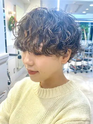 ショート パーマ 会田 渡夢のヘアスタイル