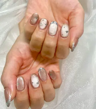 ネイル 伊藤 華子のネイルデザイン