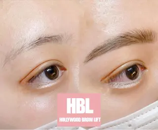 アイブロウ 顔肌 革命の眉毛・アイブロウイメージ