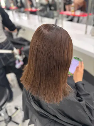 ミディアム まろっと艶感ブラウン ベージュ🤍まなかのヘアスタイル