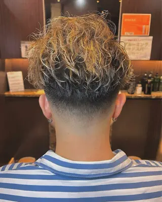 ミディアム 北川 竜也のヘアスタイル