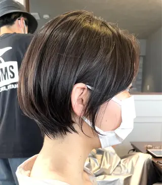 ショート 日比崚介🍀 おくれげ小顔カットのヘアスタイル