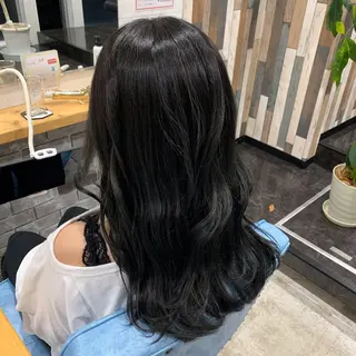 ロング カラー 杉山 莉香のヘアスタイル