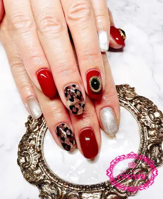 ネイル CROWN プライベートサロンのネイルデザイン