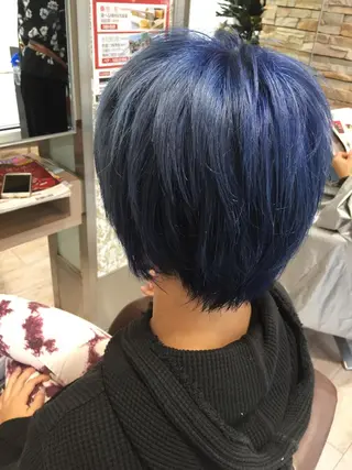 ショート カラー cherir髪質改善 パーソナルカラー診断のヘアスタイル