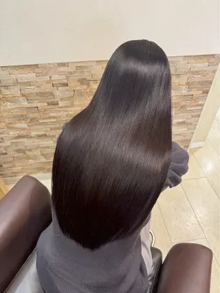 ロング 秋野 睦実のヘアスタイル