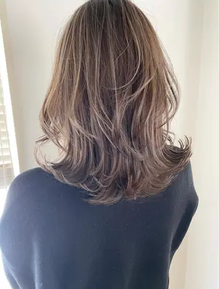 ミディアム カラー ヘアアレンジ🎀 yuuka 🤍のヘアスタイル