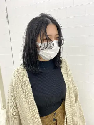 セミロング カラー 中川 茜里のヘアスタイル