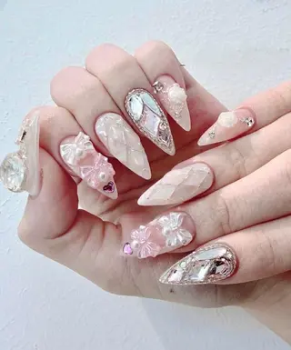 ロング パーマ Bling Salonのネイルデザイン