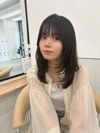 ミディアム 韓国風レイヤーカット 松葉翔のヘアスタイル