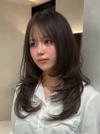 ロング MOMOHA/ 🍑レイヤーカットのヘアスタイル