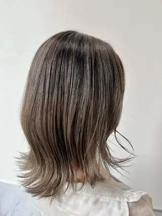 ミディアム カラー Anthurium 吹田💐のヘアスタイル