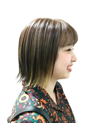 カラー 相原 瞳のヘアスタイル