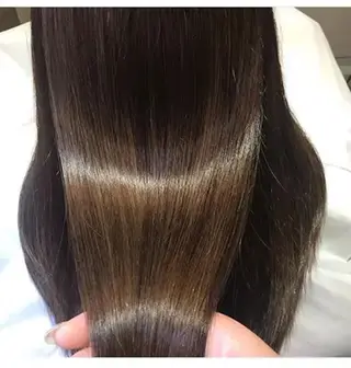 ロング カラー カイン トゥゾーのヘアスタイル