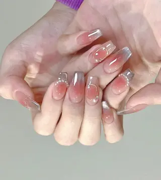 ネイル Pure&Rich Nailのネイルデザイン