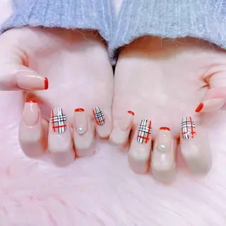 ネイル MoonNail ユリ🌸のネイルデザイン