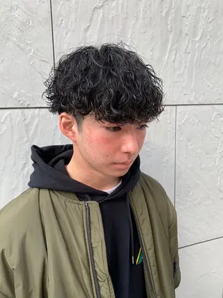 ショート カラー パーマ メンズ キッズ パーマ支持率No.1 ❤️🔥安成弾のヘアスタイル