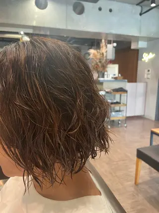 ショート PANOLA下北沢 中川夢菜のヘアスタイル