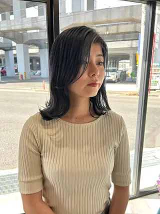 カラー 河野いずみ レイヤー/ボブ 🤍のヘアスタイル