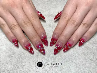 ネイル ネイルルーム チャームのネイルデザイン