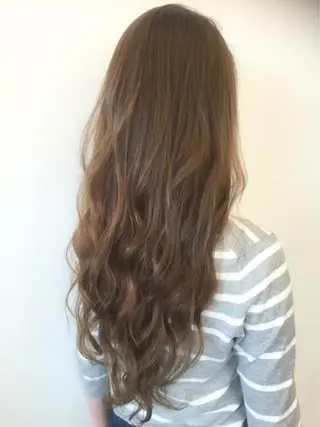 ロング ✨オール年代🆗 🤍ウチダアユコのヘアスタイル