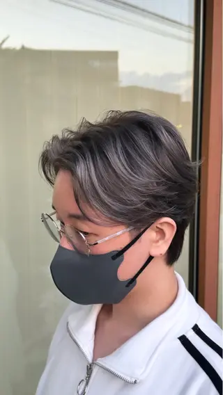 カラー ガイズヘアー133所属・二本木 秀成のヘアスタイル