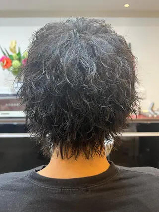 ショート パーマ メンズ 二本木 秀成のヘアスタイル