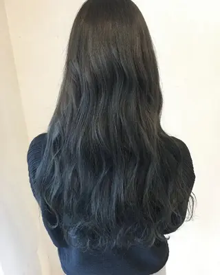 ロング カラー RU RIのヘアスタイル