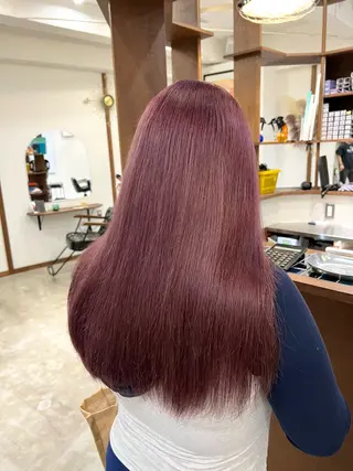 ロング カラー Ami ブリーチ/ハイトーンのヘアスタイル