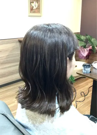 ミディアム カラー Annon プライベートサロンのヘアスタイル