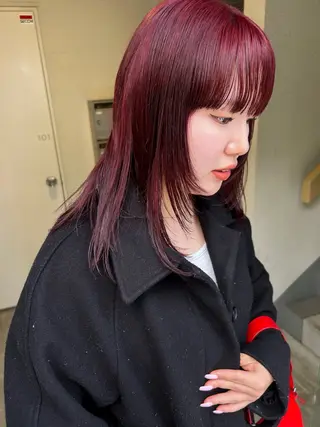 セミロング 薄暮 マツイ レンのヘアスタイル