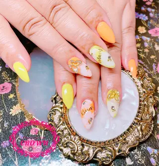 ネイル CROWN プライベートサロンのネイルデザイン