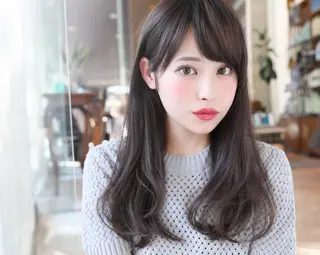 ミディアム カラー ガレリア エレガンテ栄のヘアスタイル